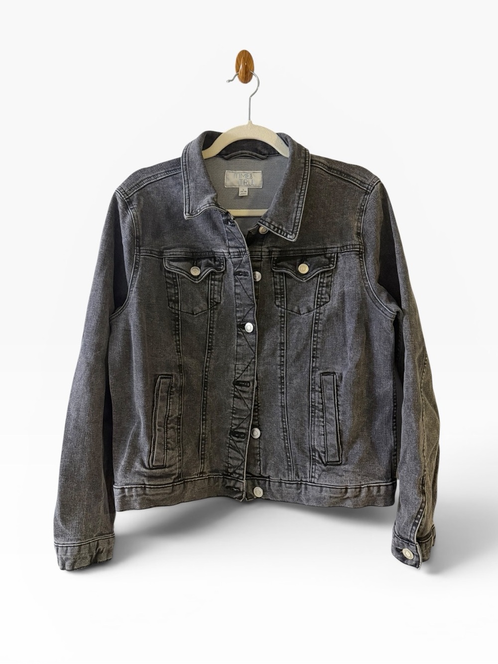 Time and Tru Women’s Washed Black Stretch Denim Jacket Y2K Chic | Size L